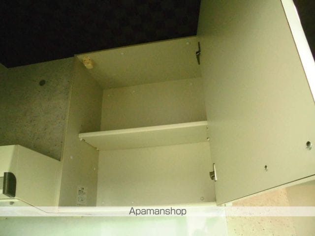 アバンサール遠里小野の内装写真