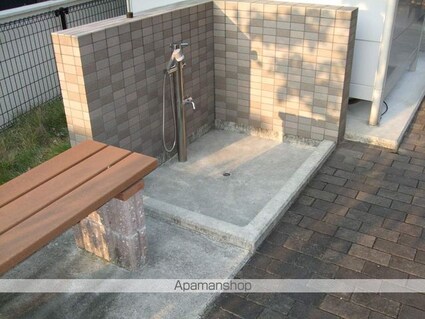 愛媛県四国中央市下柏町[2LDK/48m2]の共用部1