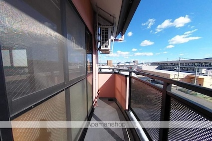 アーバン・ドエルＹＳ[1LDK/48m2]のバルコニー