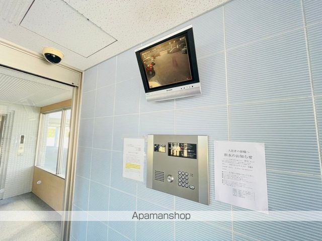フローリッシュ広呂原の玄関写真
