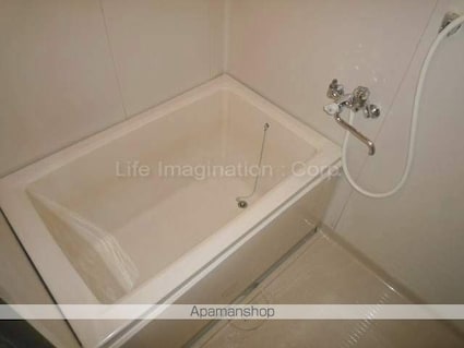 滋賀県野洲市野洲[2K/36.69m2]のバス