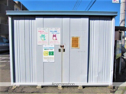 長野県長野市稲里町中央３丁目[3LDK/65.5m2]の共用部2