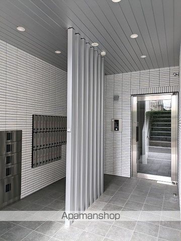 レジみん春日の玄関写真
