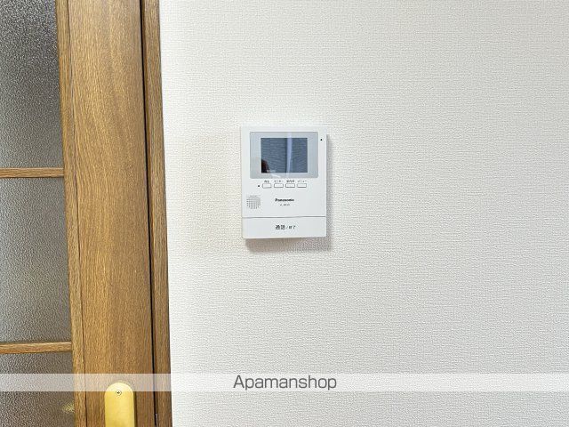 リトル誠の内装写真