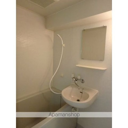 ザ・レジデンス行徳Ⅲ[1K/22.91m2]のバス