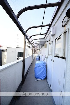 メゾン・ド・ポルシュ[1R/15.37m2]の共用部4