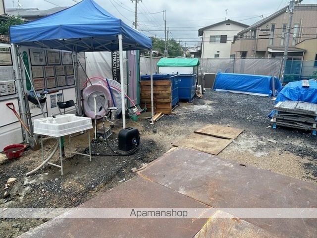 ハーモニーハウス[1K/28.87m2]の駐車場