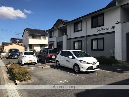 フレマリール林[2LDK/55.95m2]の駐車場