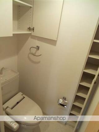 レジディア水道橋[1K/34.39m2]のトイレ