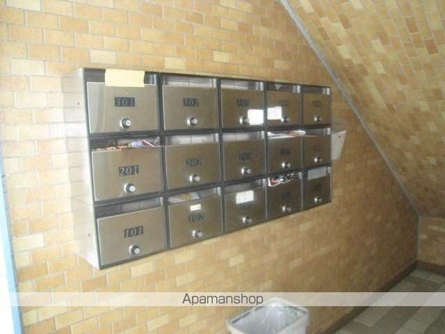 ローズアパートメント泉10番館の内装写真