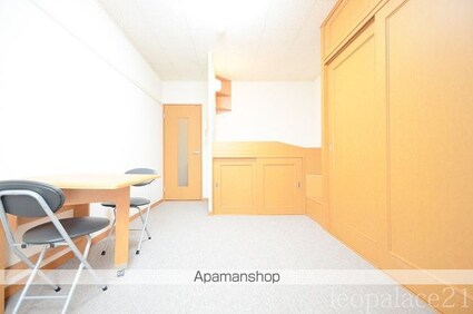 レオパレスアフロディーテ館[1K/23.18m2]のリビング・居間2