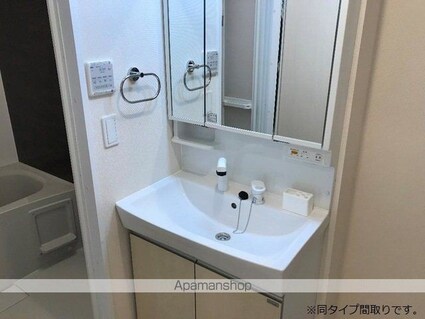 コンフォール　Ｋ[1LDK/43.23m2]の洗面所