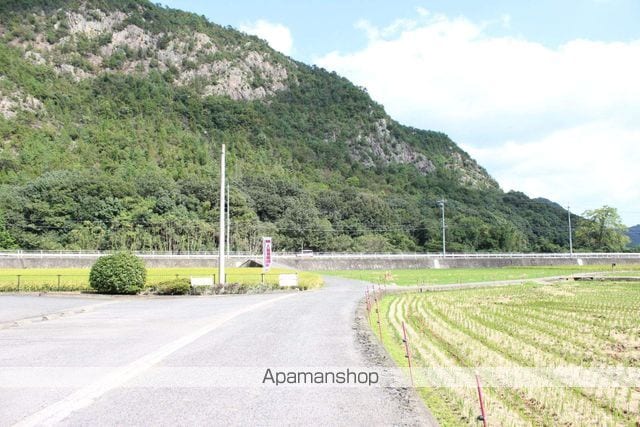 サンプレインAの周辺写真