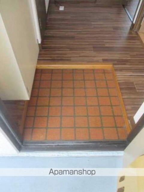和歌山県和歌山市和佐関戸[3K/50m2]の玄関