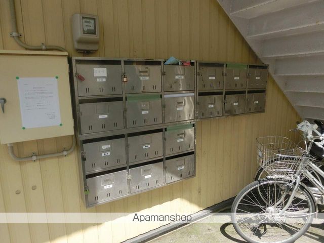 中央コーポの玄関写真