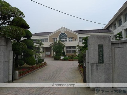 ピアチェーレⅡ[1LDK/46.49m2]の周辺1