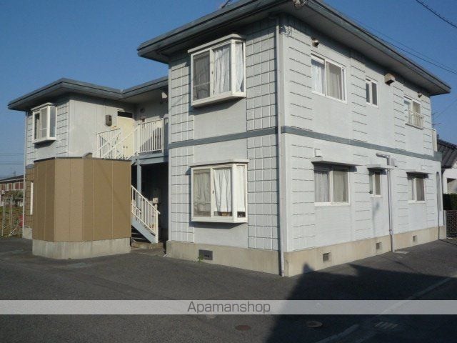 クリスタルハイツの玄関写真