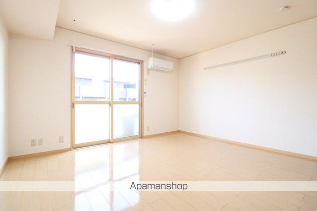 アーバンヒルズかしま IIの内装写真