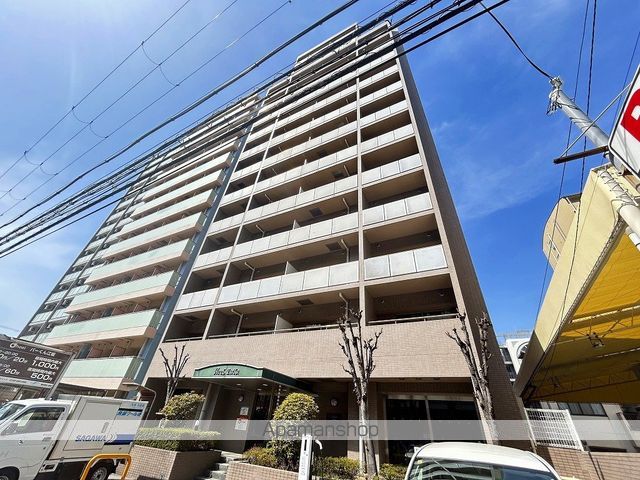 AZUL江坂の外観写真