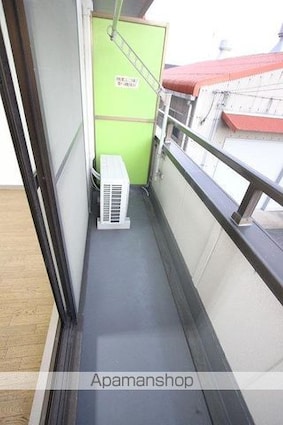 キング・ビー[1K/25.92m2]のバルコニー