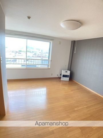 十三和マンションの内装写真