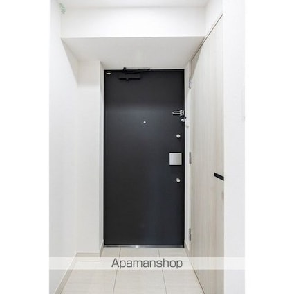 コンフォリア・リヴ下落合[1DK/25.22m2]の玄関