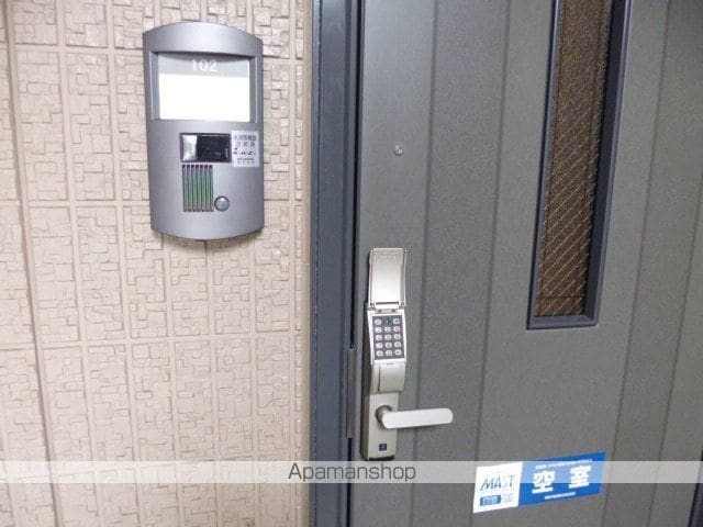 ツインアイランドBの玄関写真