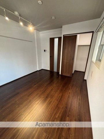 THE SHINAGAWA EAST RESIDENCEの内装写真