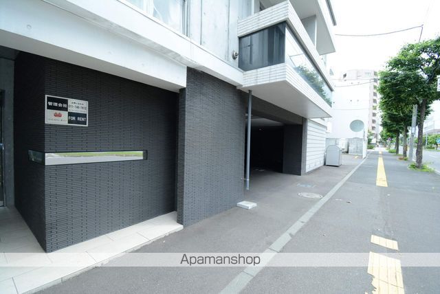 ボヌール学園前の外観写真