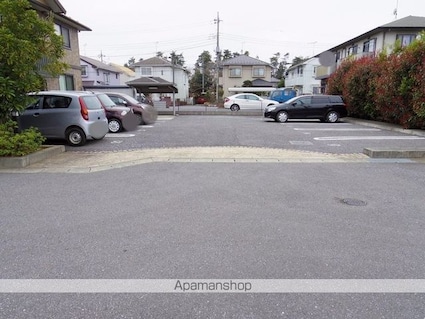 ラ・グラシューズ[2DK/53.76m2]の駐車場