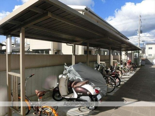 和歌山県和歌山市新在家[2LDK/54.96m2]の共用部