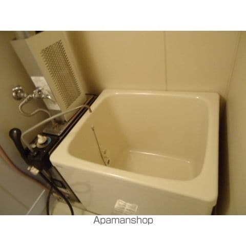 美登利ハイツの内装写真