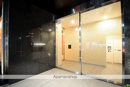 ステージファースト駒沢公園通り[1K/25.67m2]のエントランス