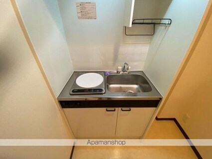 ガレージライフ高松東[1K/28.9m2]の内装1