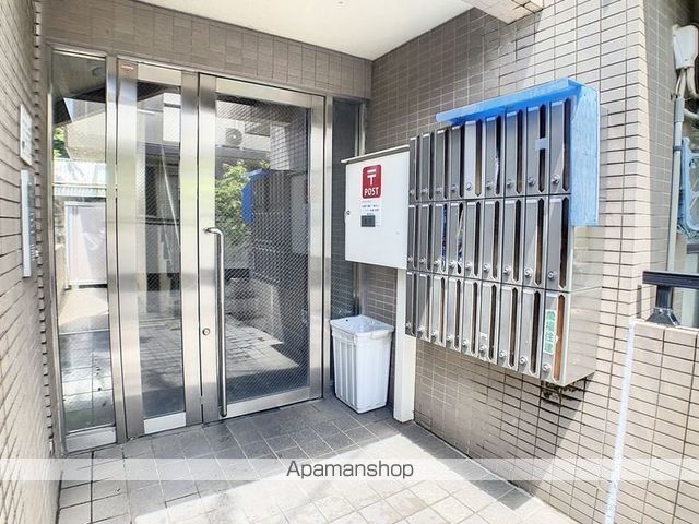 フレンドポート相模大野IIの玄関写真