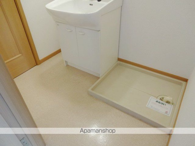 グリーン ゲイブルズ II番館の内装写真