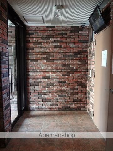 プレイズ紺屋の玄関写真