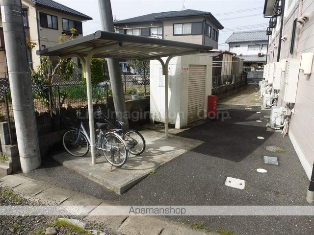 ル・プランタン深川の玄関写真