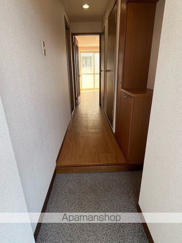 フェリースの内装写真