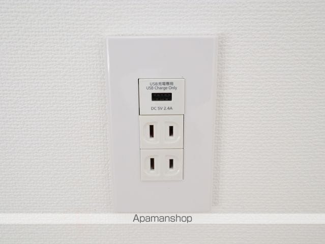 メイクス上前津IIIの内装写真