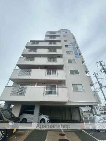 リバーパレス・浜田の外観写真