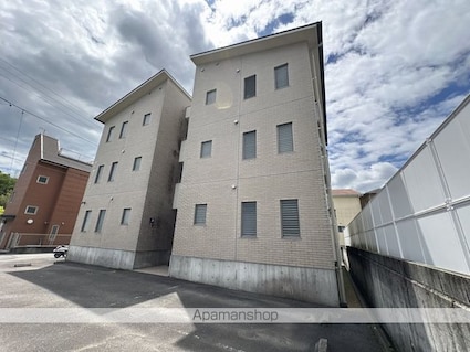 神泉ハイツ[1LDK/46.2m2]の外観3