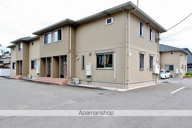 コスモ スクエアII B棟の外観写真