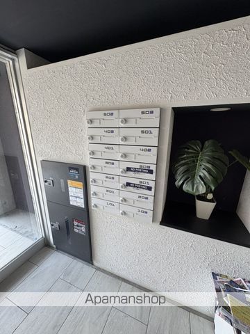 アオアクアN7の玄関写真