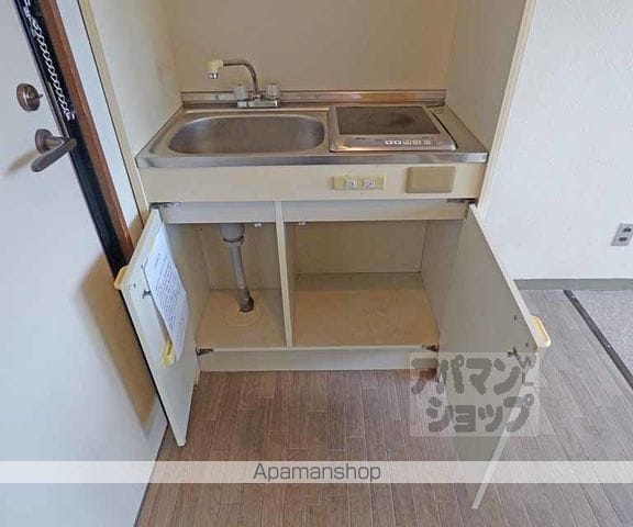 京都市烏丸線 北山駅 徒歩10分 3階建 築33年の内装写真