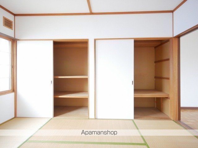 フラワーハイツの内装写真