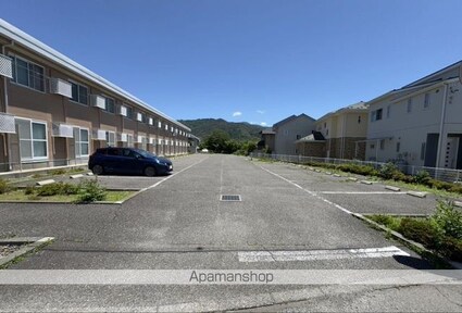 レオパレスＭＩＳＵＺＵ[1K/23.18m2]の駐車場1