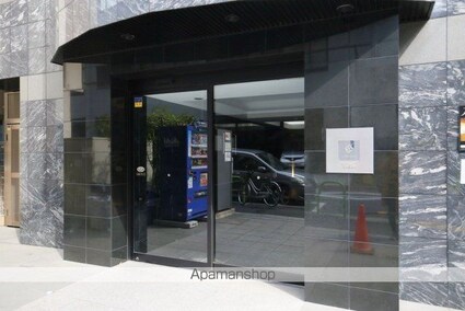 東京都港区新橋６丁目[1K/20.62m2]のエントランス