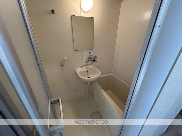 メゾンクレスト元町の内装写真