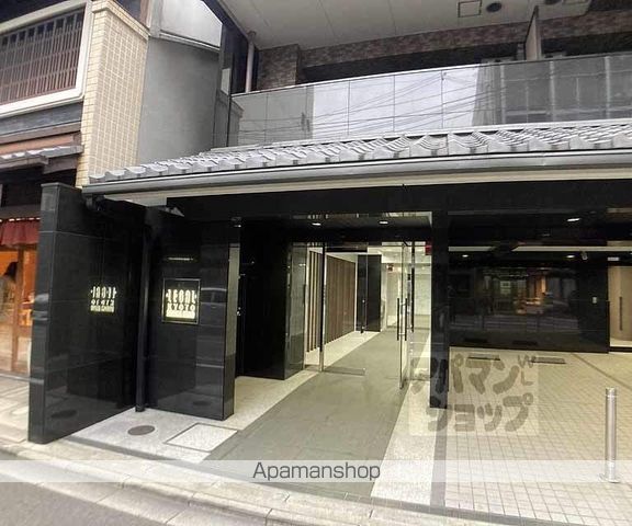 リーガル京都烏丸東の外観写真